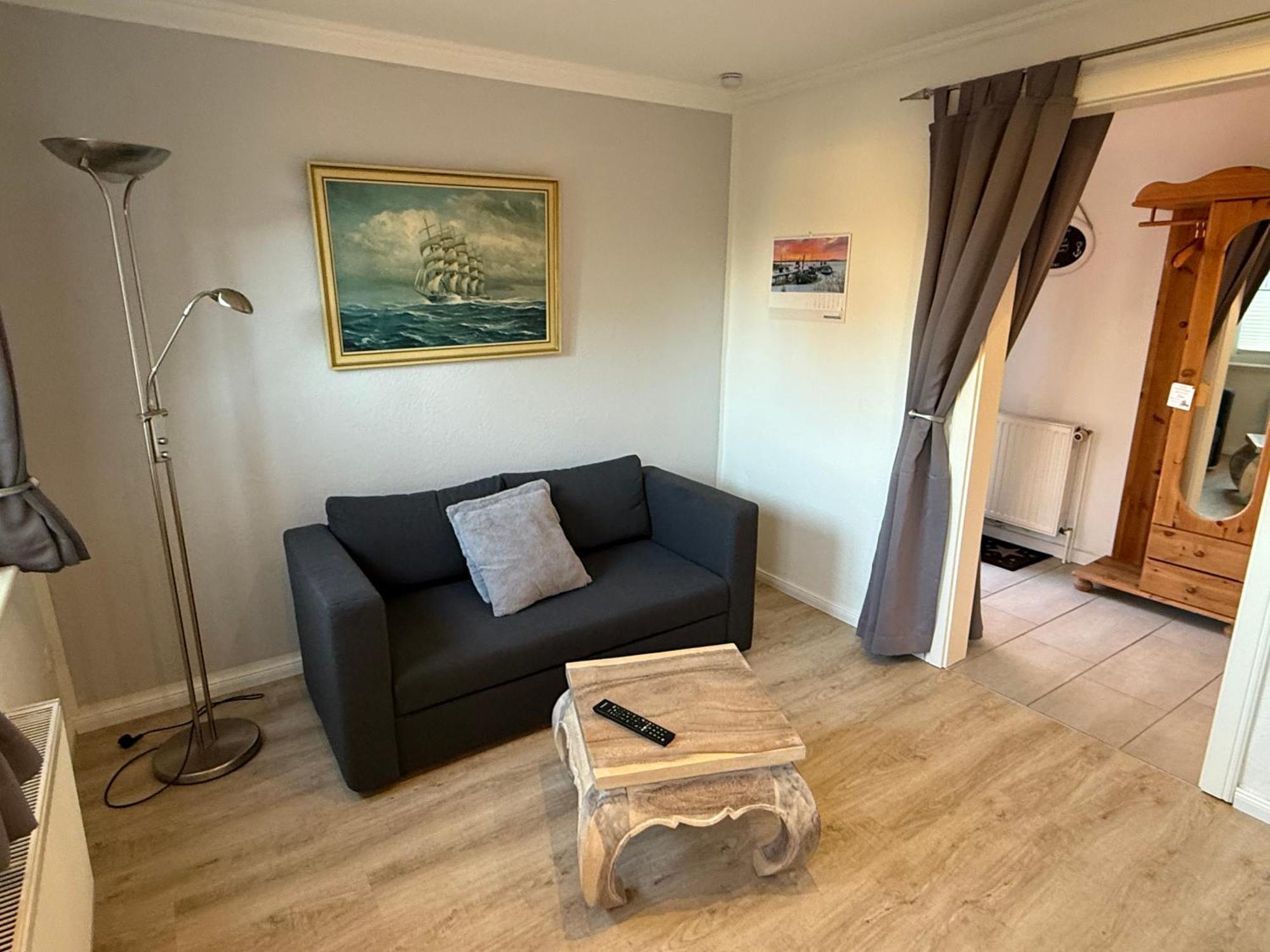 Ferienwohnung „Ole Karkenwech“ Husum-Roedemis フースム エクステリア 写真